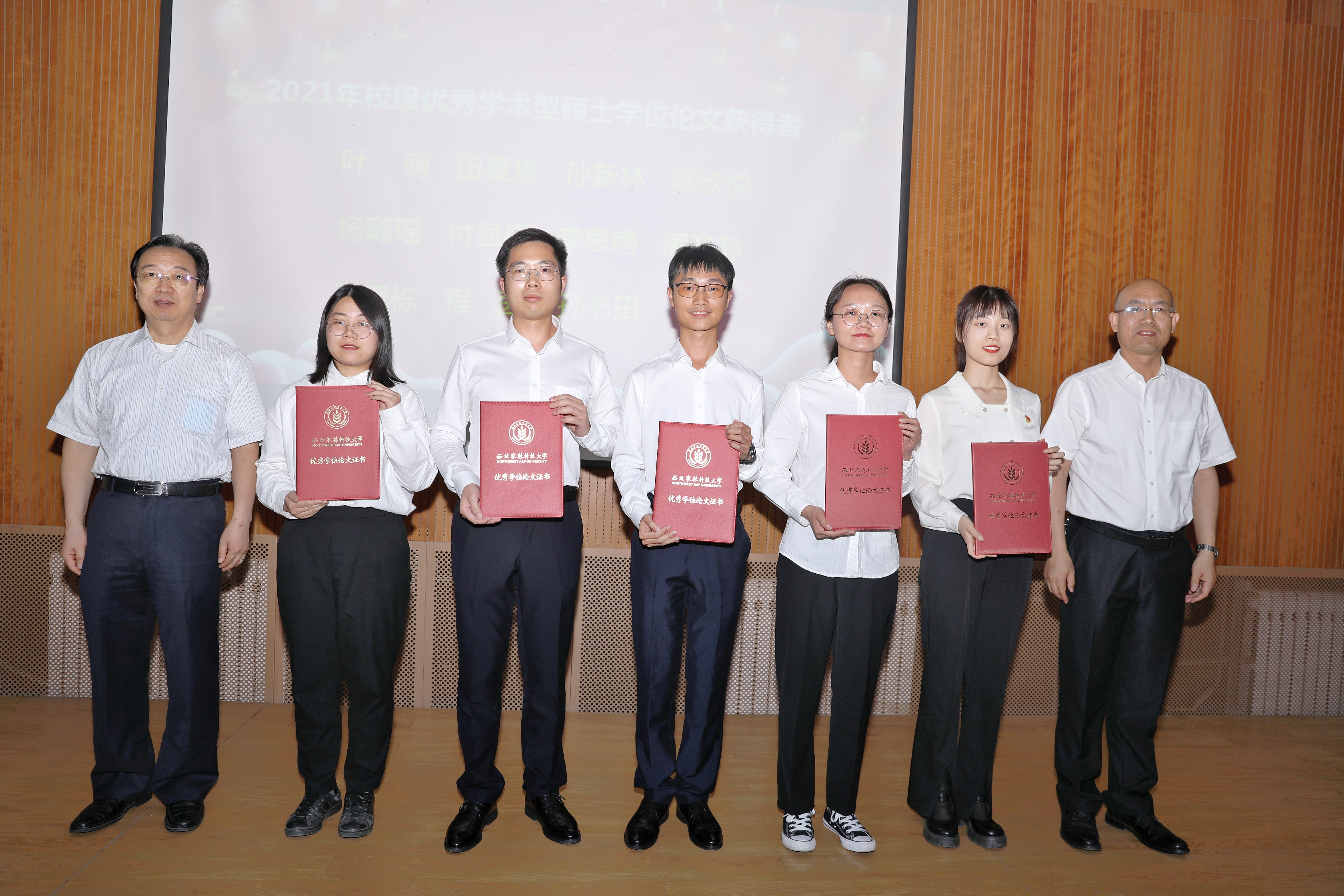 bfcdf171454d482d8dbc77b853191be0.jpg bfcdf171454d482d8dbc77b853191be0.jpg